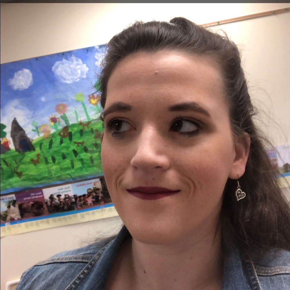 Meet your Posher, Ashley